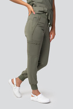 Medizinische Damen Hose Med Couture Performance Touch, 7710-OLIV